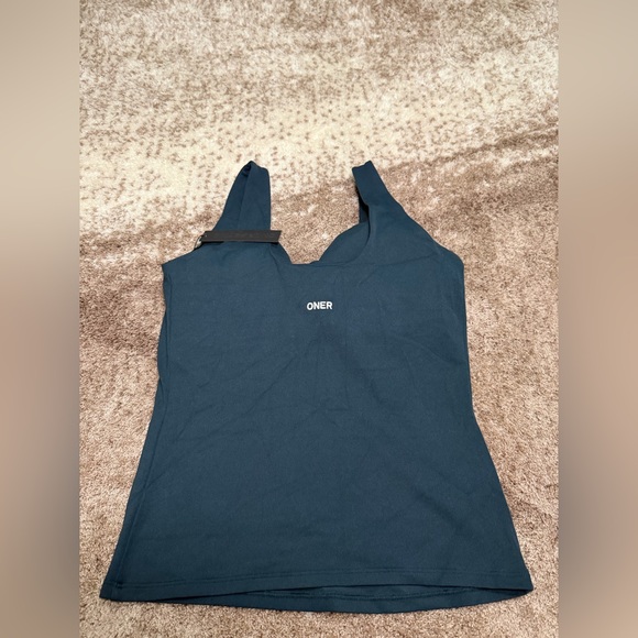 Oner active SOFTMOTION™ SCOOP NECK TANK TOP WITH WHITE LOGO - Picture 4 of 5